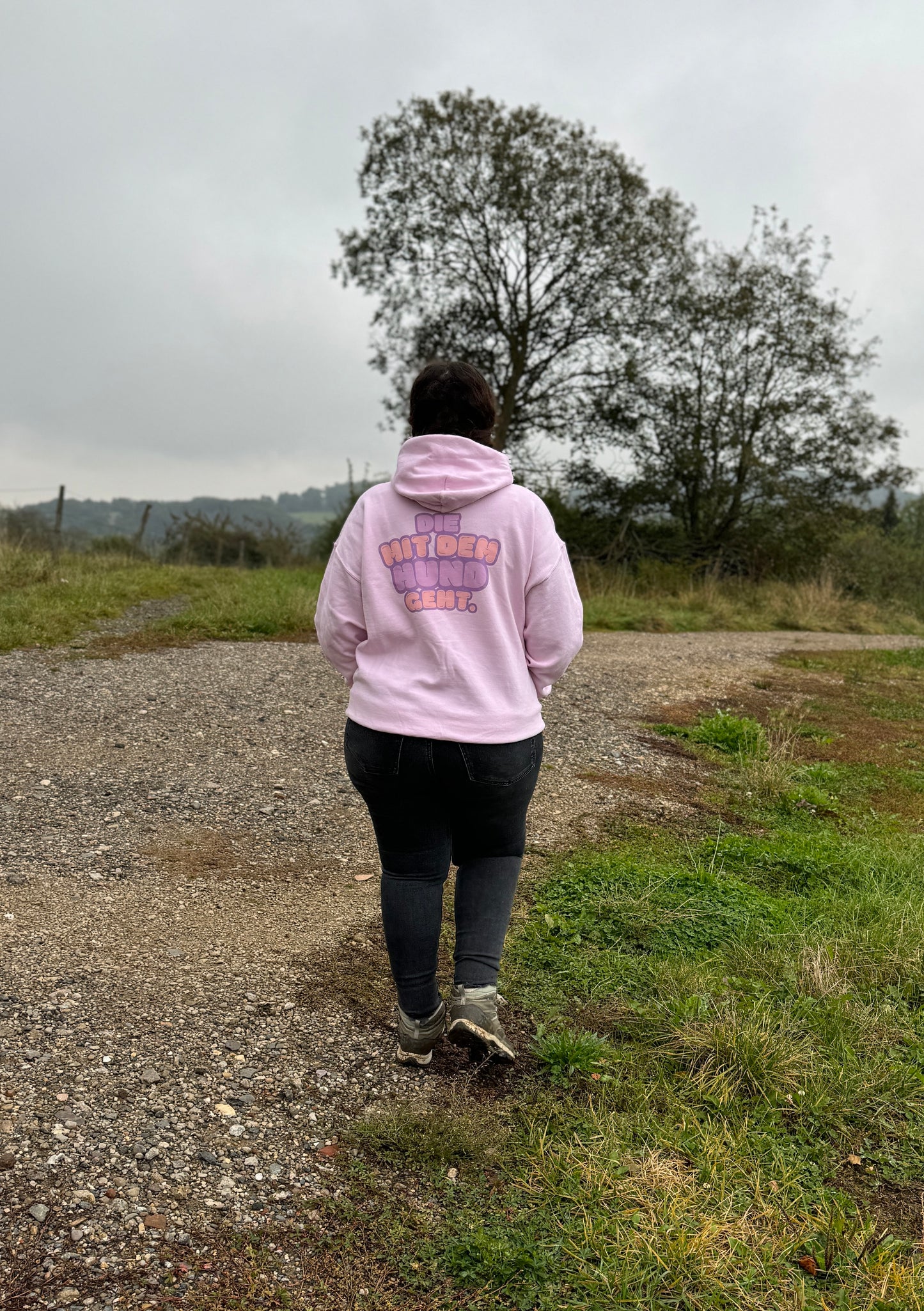 Hoodie - Die mit dem Hund geht.